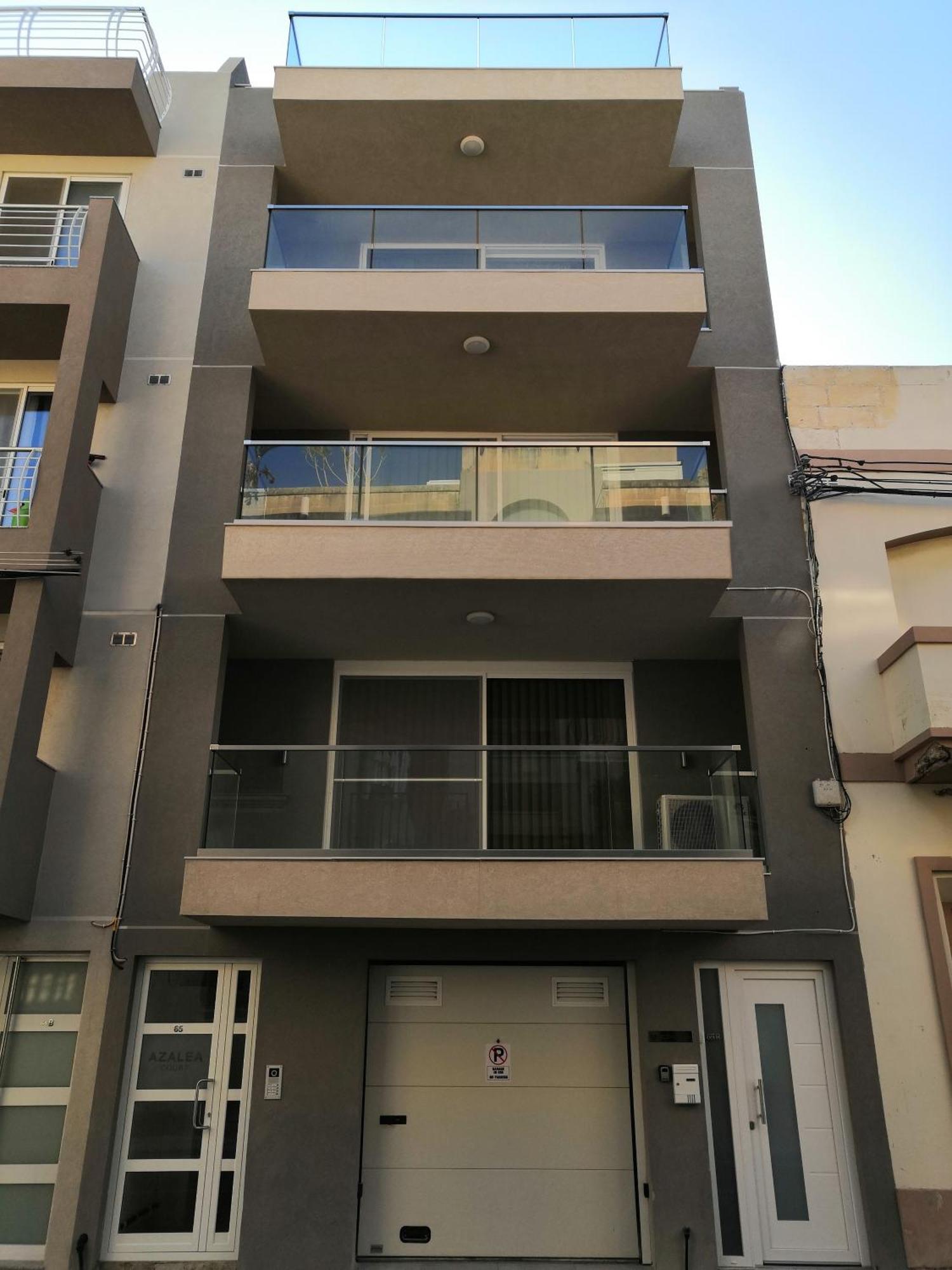 Modern Apartment With Large Outdoor Area - Sleeps 7, Close To Malta International Airport ルア エクステリア 写真